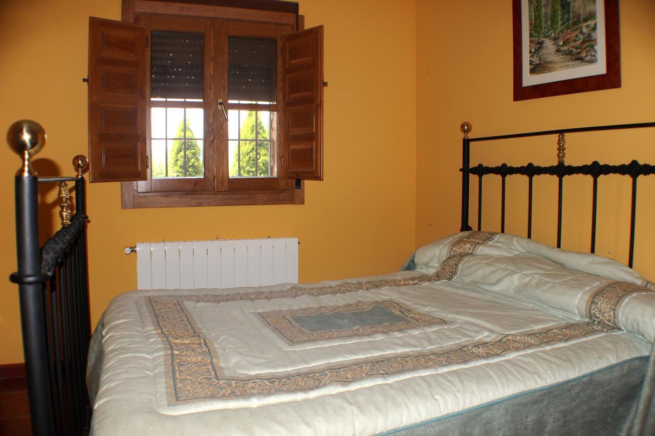 Complejo Rural La Coronilla Guest House คารันดียา เดลา เบรา ภายนอก รูปภาพ